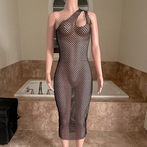 “Can’t Let Go” Grid Inclined Shoulder Sexy See Through. Size M. New!
